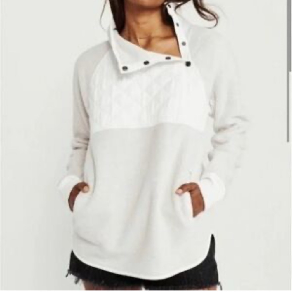 Abercrombie & Fitch Cream Quilted Cowl Neck Sweater - Picture 6 of 6